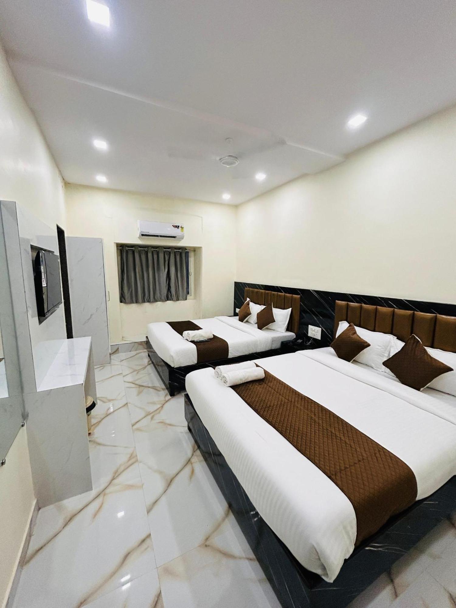 Hotel Rinza Residency — Photos 1